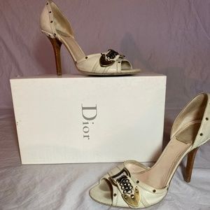 BEAUTIFUL Dior d'orsay Heels w/ OG box & bag